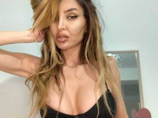 エロティックなビデオチャット TaniaSoul