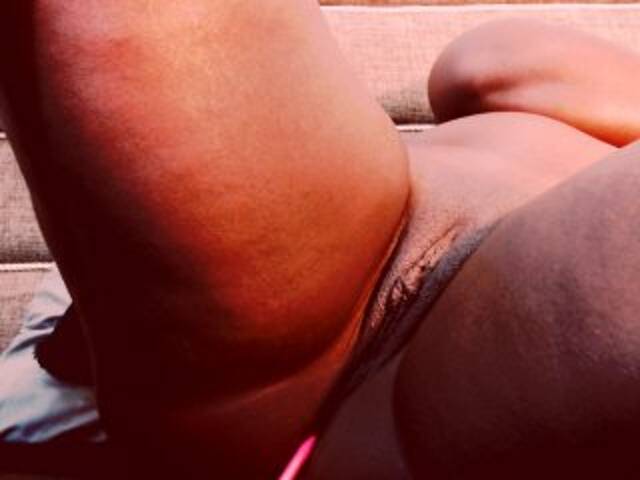 ブロードキャストスクリーンショット TaylorEbony