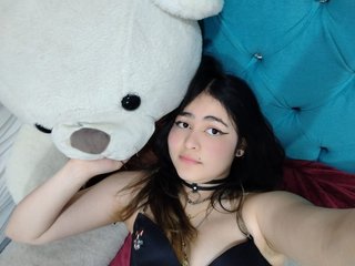 エロティックなビデオチャット taylorkiim