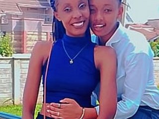 エロティックなビデオチャット Temptingtwosome