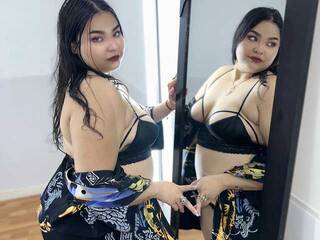 エロティックなビデオチャット thaliaa69