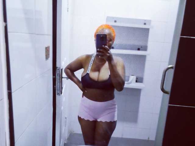 プロフィールの写真 Thickerboobs-xx