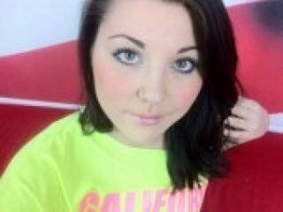 エロティックなビデオチャット tiana69