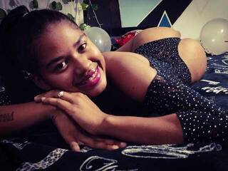 エロティックなビデオチャット TiffanyEbonny