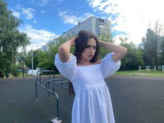 エロティックなビデオチャット tina-mess