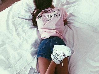 エロティックなビデオチャット TinaSweety