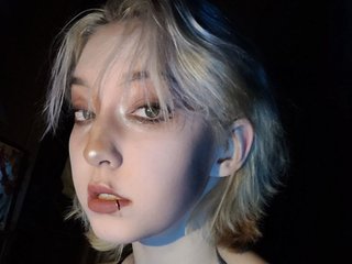 エロティックなビデオチャット tinymia