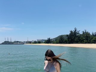 エロティックなビデオチャット TishaKleban