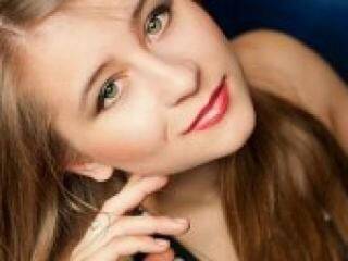 エロティックなビデオチャット tlittlekiss