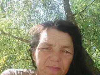 エロティックなビデオチャット TouchMeNowww