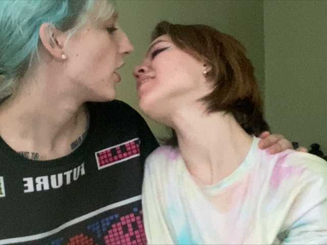 ブロードキャストスクリーンショット TreshGirls