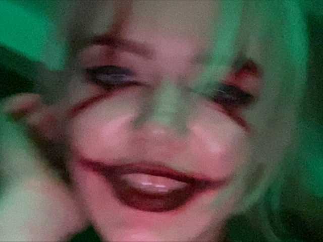 ブロードキャストスクリーンショット TreshGirls