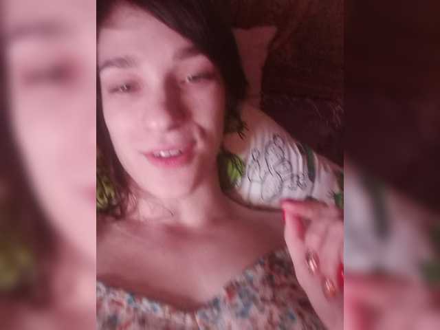 ブロードキャストスクリーンショット TreshGirls