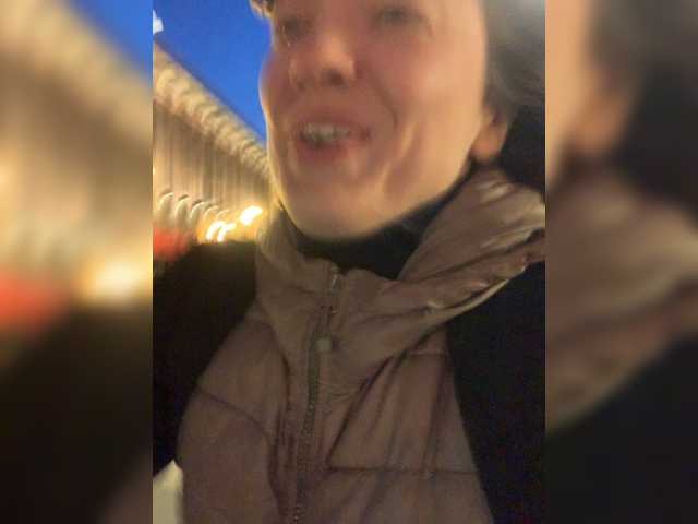 ブロードキャストスクリーンショット TreshGirls