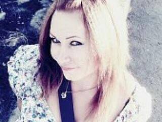 エロティックなビデオチャット trisha19