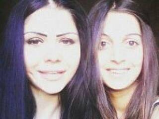 エロティックなビデオチャット twomercy