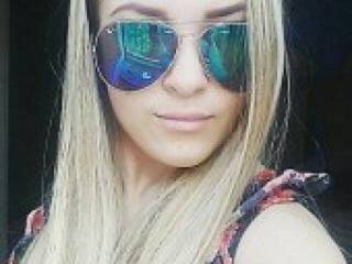 エロティックなビデオチャット tytynchik