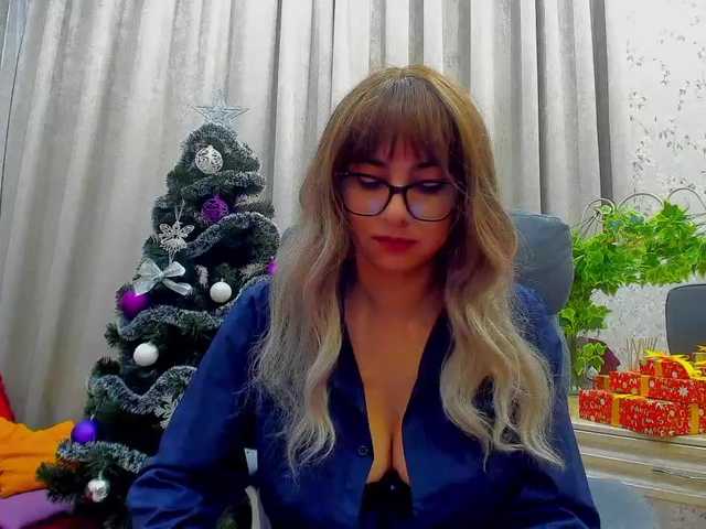 写真 Ur-Angel today are happy day ) Check my tip menu and also games ) Also i can make show here ) snap 399 , boobs 99 , toples stay 3 min 222 and many another things ) Lets have fun