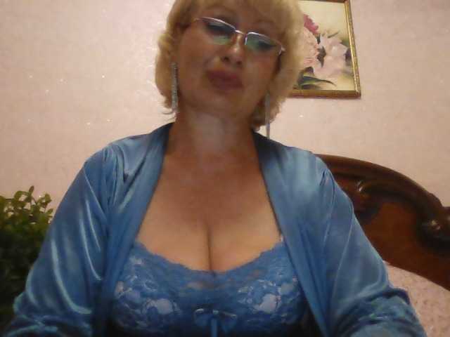 写真 _mamasita_ Greetings, my dears: * Welcome im my room. I will be glad to your attention and gifts :)