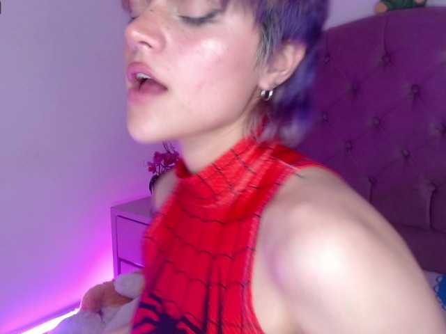 写真 uryukim SPIDEE GIRL!! #cosplay #ahegao #teen