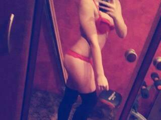 エロティックなビデオチャット valeri935