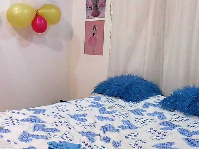 写真 valeriiaa-hot hi guys welcome to my room play with me #anal #squirt #lovense #pantyhose #teen #bigboobs