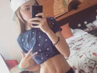 エロティックなビデオチャット valeriyaloo