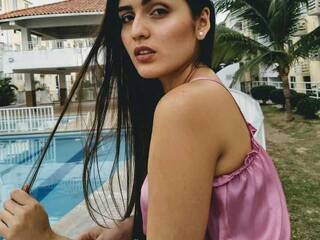 エロティックなビデオチャット Valery-Cherry