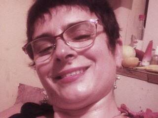 エロティックなビデオチャット vargakinga77