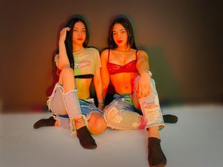 エロティックなビデオチャット VenusAndArtemis