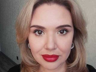 エロティックなビデオチャット IrinaVils