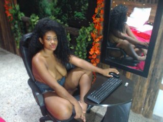 写真 veronikalatin hi guys, LOVENSE ON! specila show in pvt. Tits show 25 Tkns,. Ass show 50 Tkns.. Pussy show 99 Tkns.. #ass #pussy #anal #sexy #latina #new #dildo #lovense #cum #wet # horny #toy #tits #pleasure