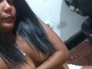 エロティックなビデオチャット veronikkax