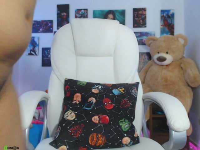 ブロードキャストスクリーンショット Vicky-purple