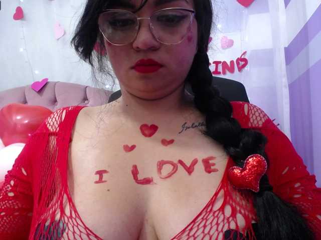 写真 VictoriaWill Hot sexy girl, lets have some fun! - Multi-Goal : Play boobs!! #bigboobs #latina #new #bigass #pantyhose