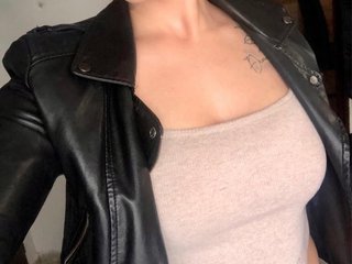 エロティックなビデオチャット VIKTORIAYb
