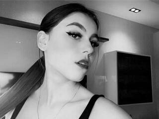 エロティックなビデオチャット ViolaKiss