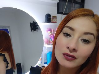 エロティックなビデオチャット violet-adams1