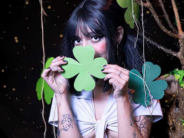 プロフィールの写真 Violet-lanee