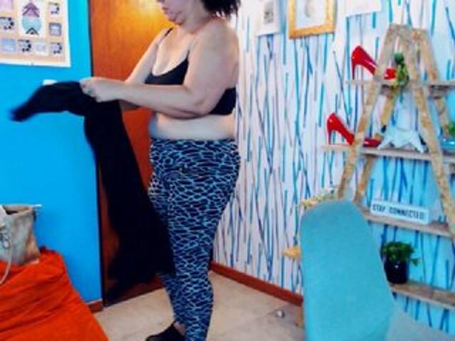 ブロードキャストスクリーンショット violet-smith