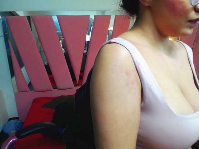 ブロードキャストスクリーンショット violetadam