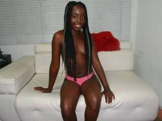 エロティックなビデオチャット violetharris