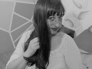 エロティックなビデオチャット VioletHarris5