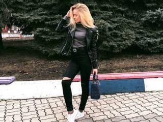 エロティックなビデオチャット vivienaa