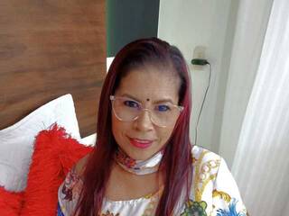 エロティックなビデオチャット warshazen