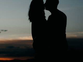 エロティックなビデオチャット we-love