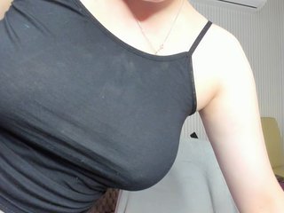 エロティックなビデオチャット milalapka