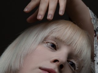 エロティックなビデオチャット WhteSpir1t