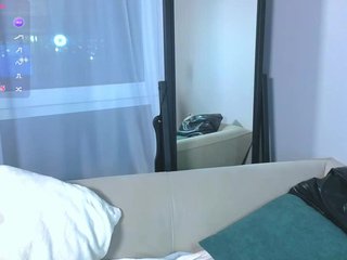 エロティックなビデオチャット worsh1pme