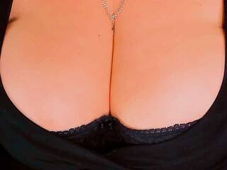 エロティックなビデオチャット XBIGTITSXX